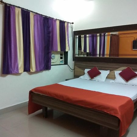 Hotel Shiva Panvel Exteriér fotografie