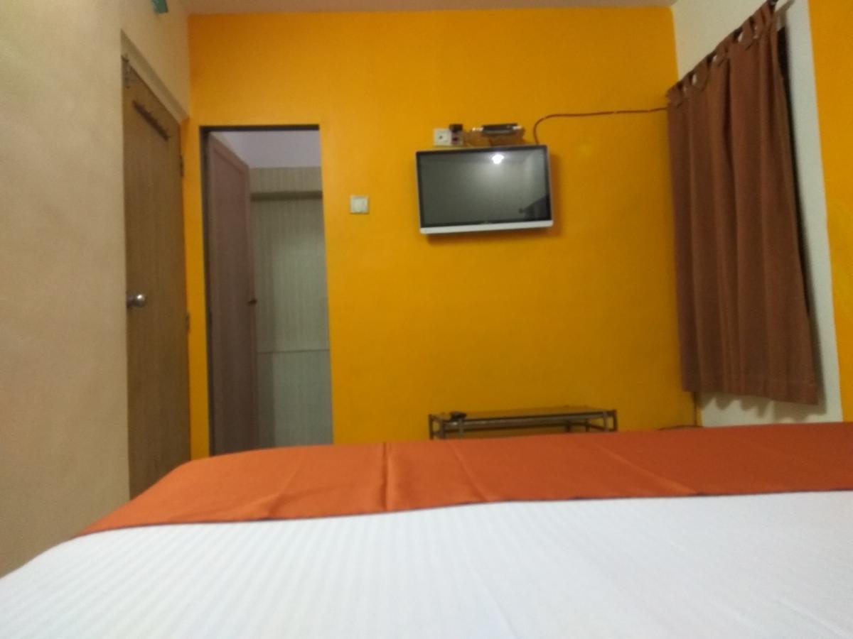 Hotel Shiva Panvel Exteriér fotografie