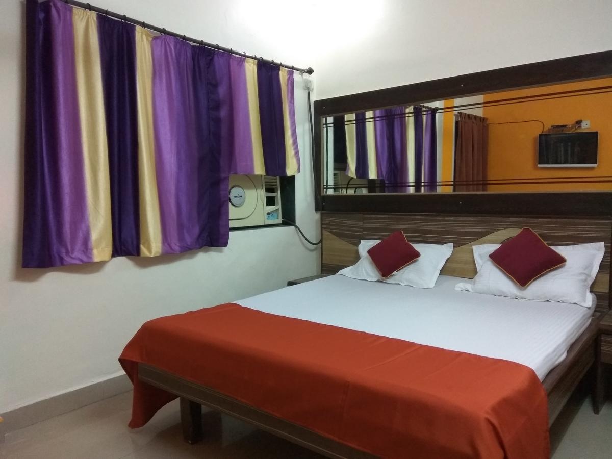 Hotel Shiva Panvel Exteriér fotografie